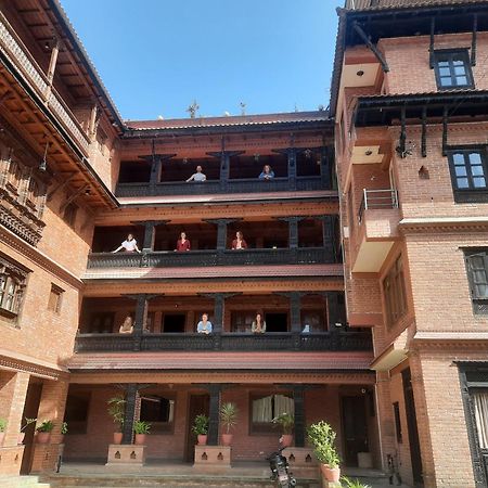Nag Pukhu Guest House Бхактапур Экстерьер фото