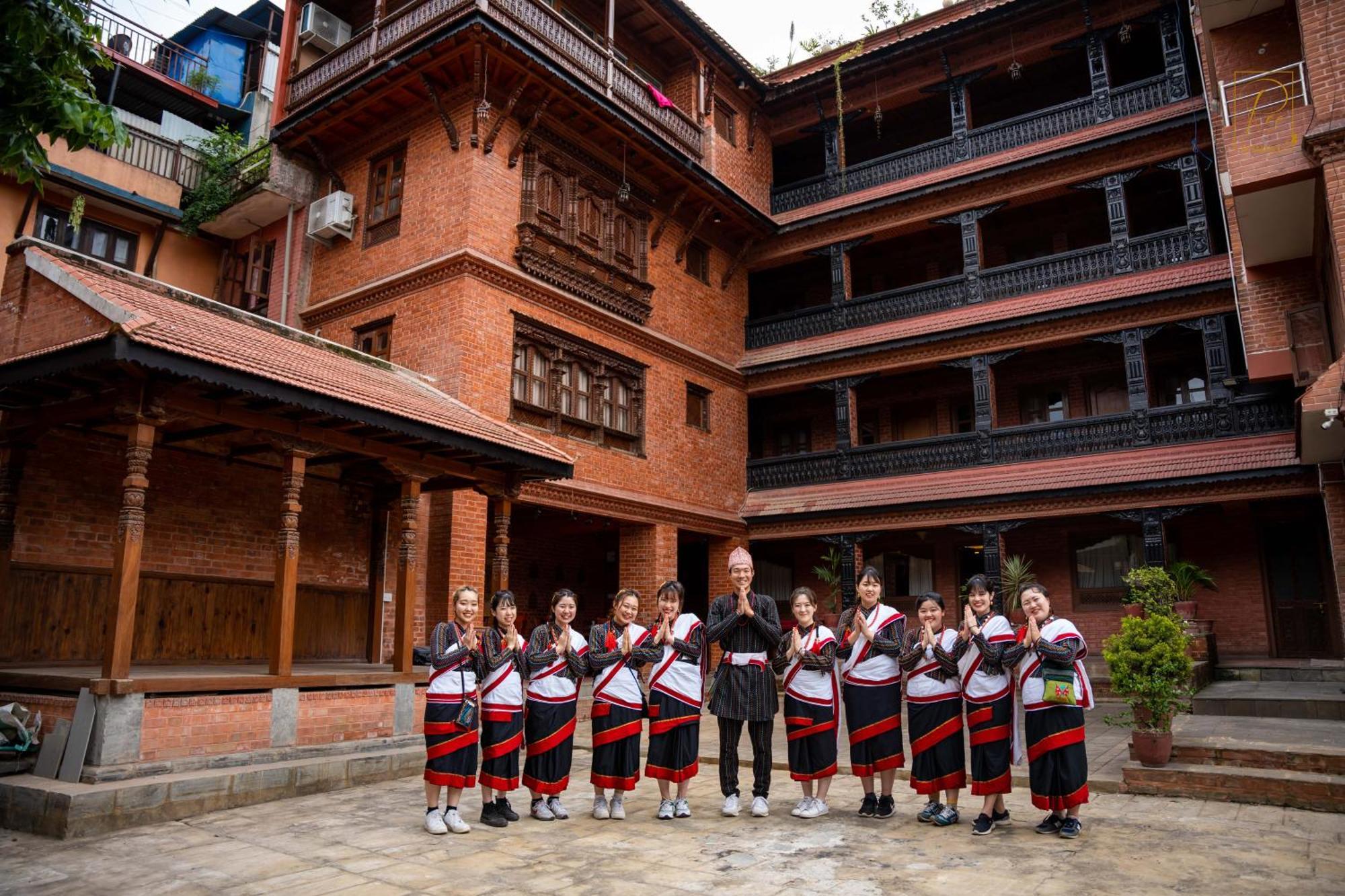 Nag Pukhu Guest House Бхактапур Экстерьер фото
