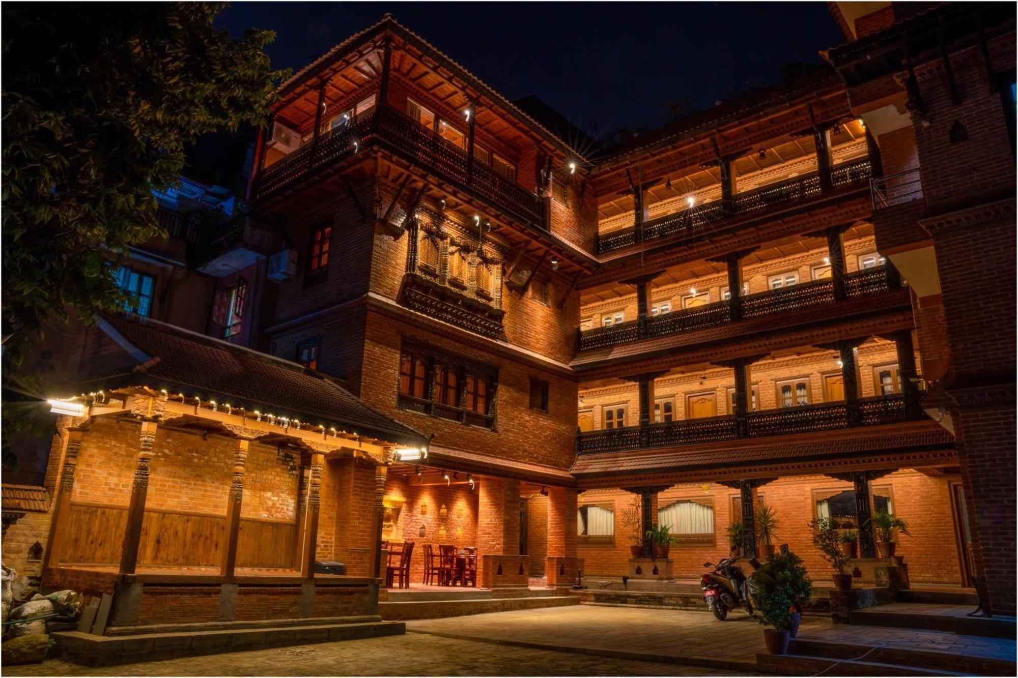 Nag Pukhu Guest House Бхактапур Экстерьер фото
