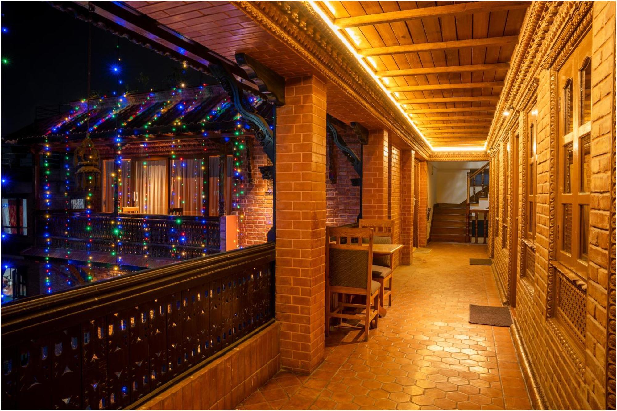 Nag Pukhu Guest House Бхактапур Экстерьер фото